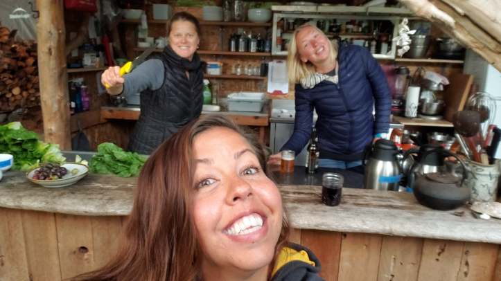 42863358_348870762520341_3564706616685101056_n